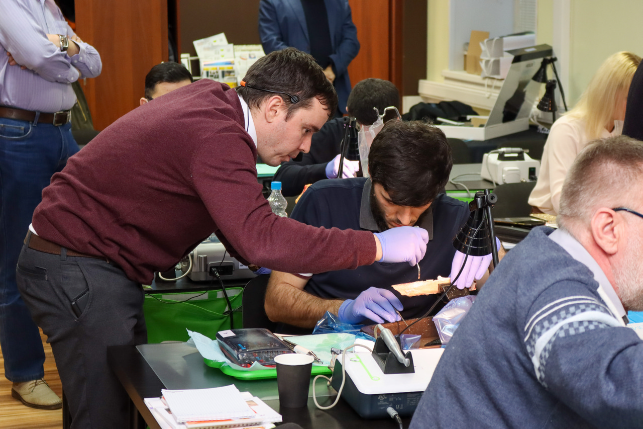 Продвинутый курс по имплантации. Костная пластика и синус-лифтинг