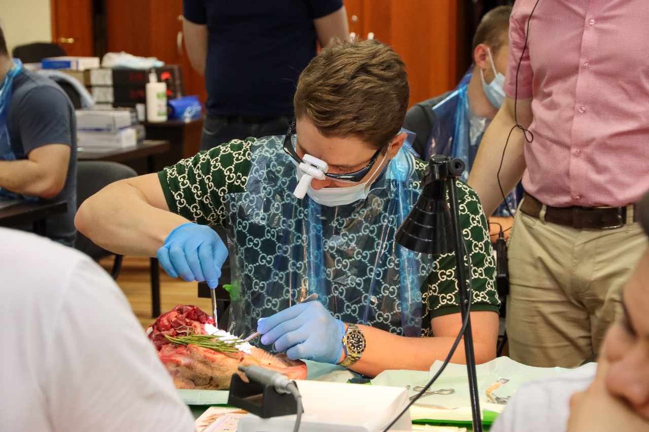 Пластика мягких тканей вокруг имплантатов. Морфологический подход