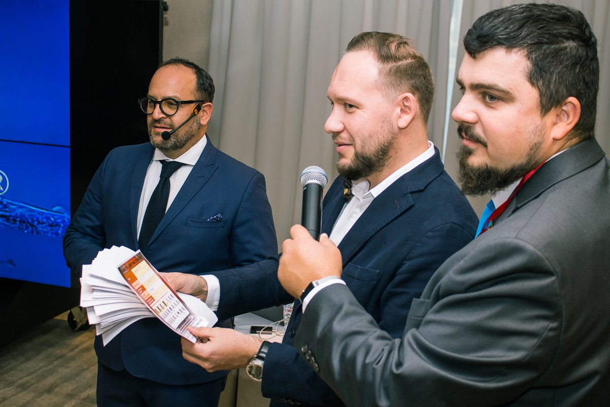 Большой Московский Имплантологический Конгресс с Ховардом Глюкманом 17 октября