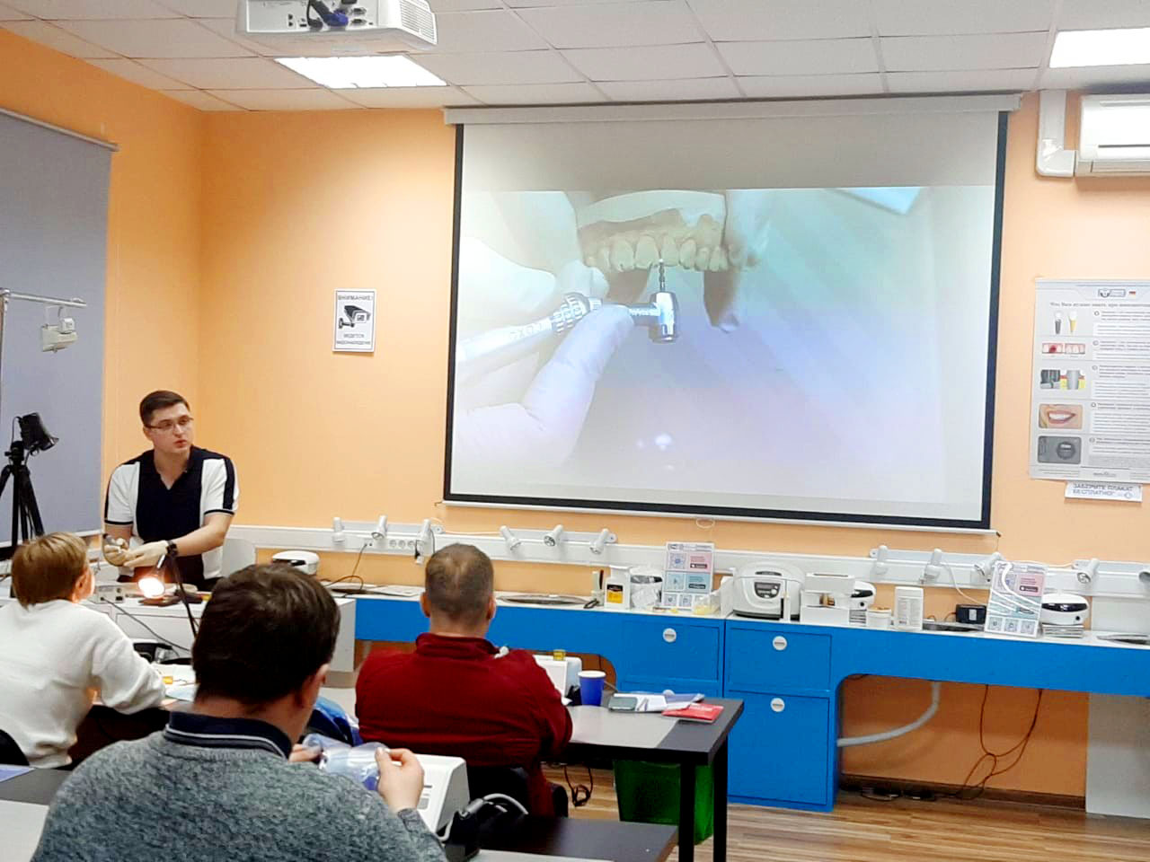 Препарирование зубов под цельнокерамические реставрации во фронтальном отделе. Пост-релиз 22 ноября