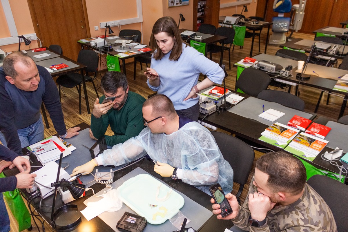 Стоматологическая реабилитация с помощью ангулированных имплантатов. 5 февраля 2020, Данилов Александр Алексеевич