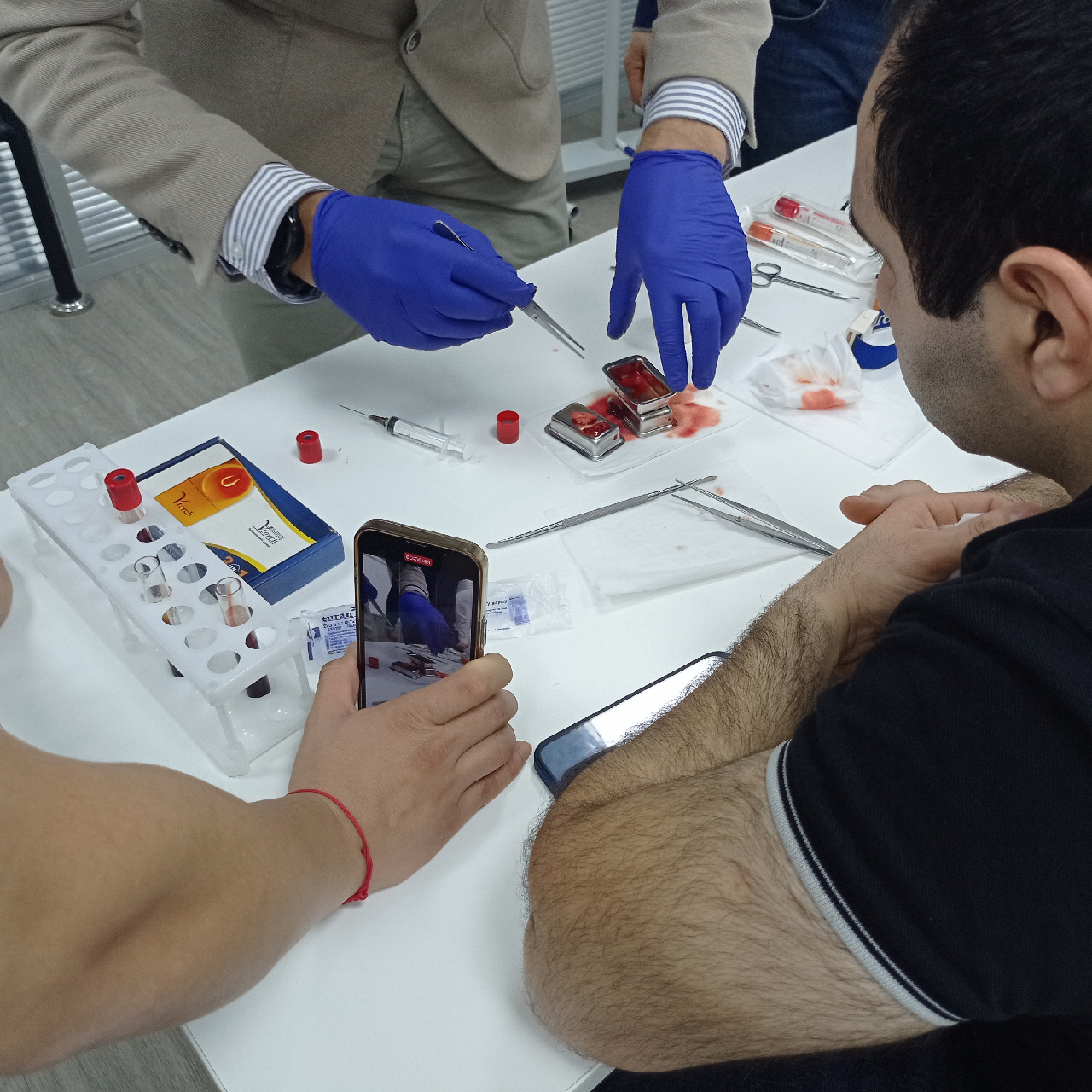 Пластика мягких тканей вокруг имплантатов. PRF в стоматологии. Курс в Казахстане