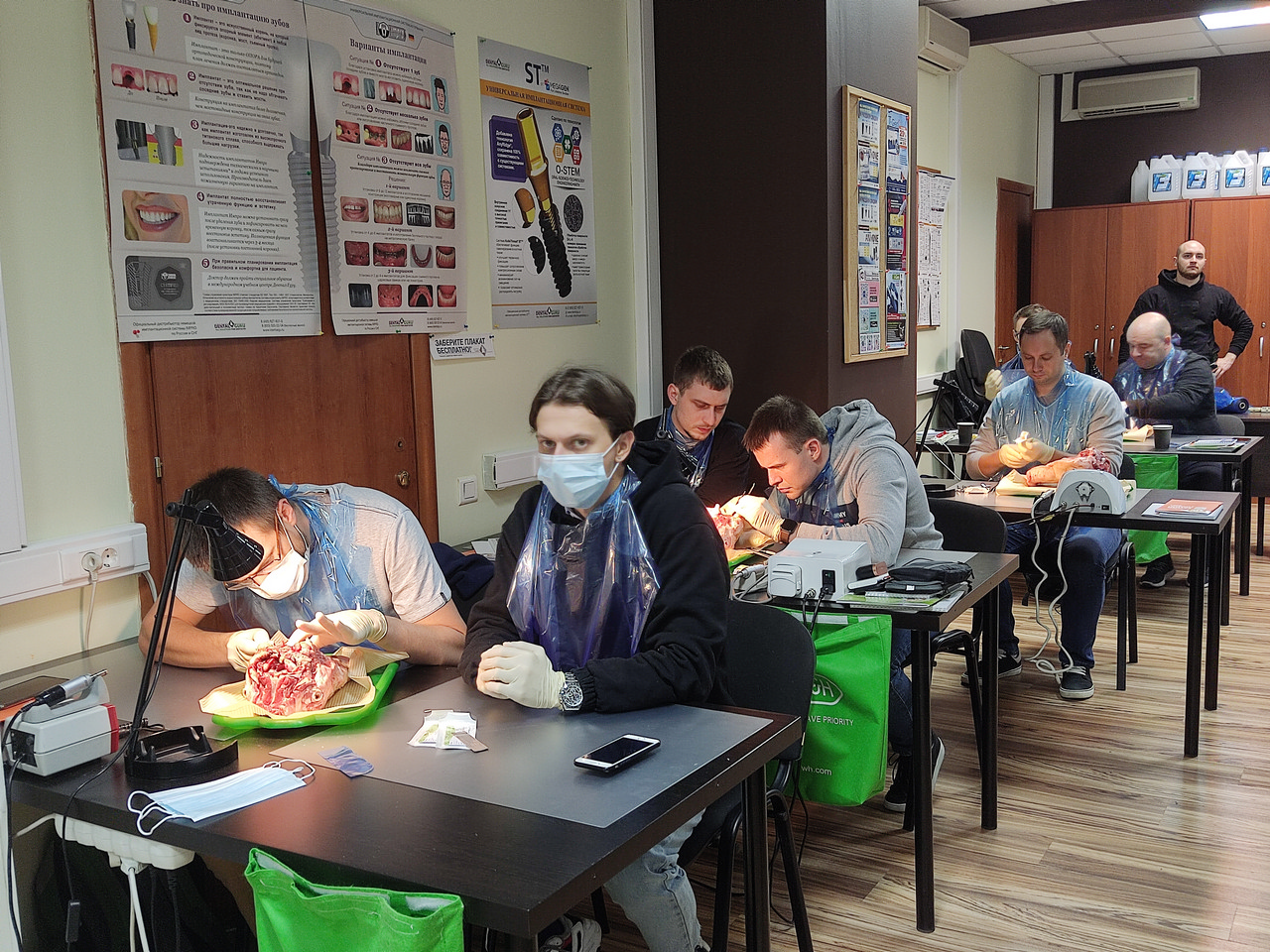 Пластика мягких тканей вокруг имплантатов. Морфологический подход