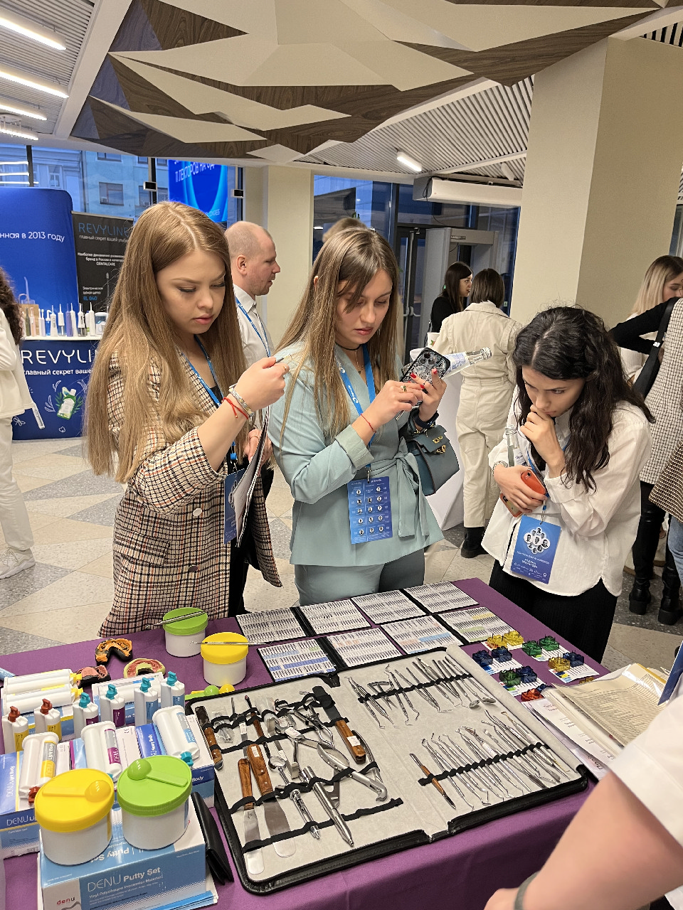 EIGHTEETH DENTAL CONGRESS