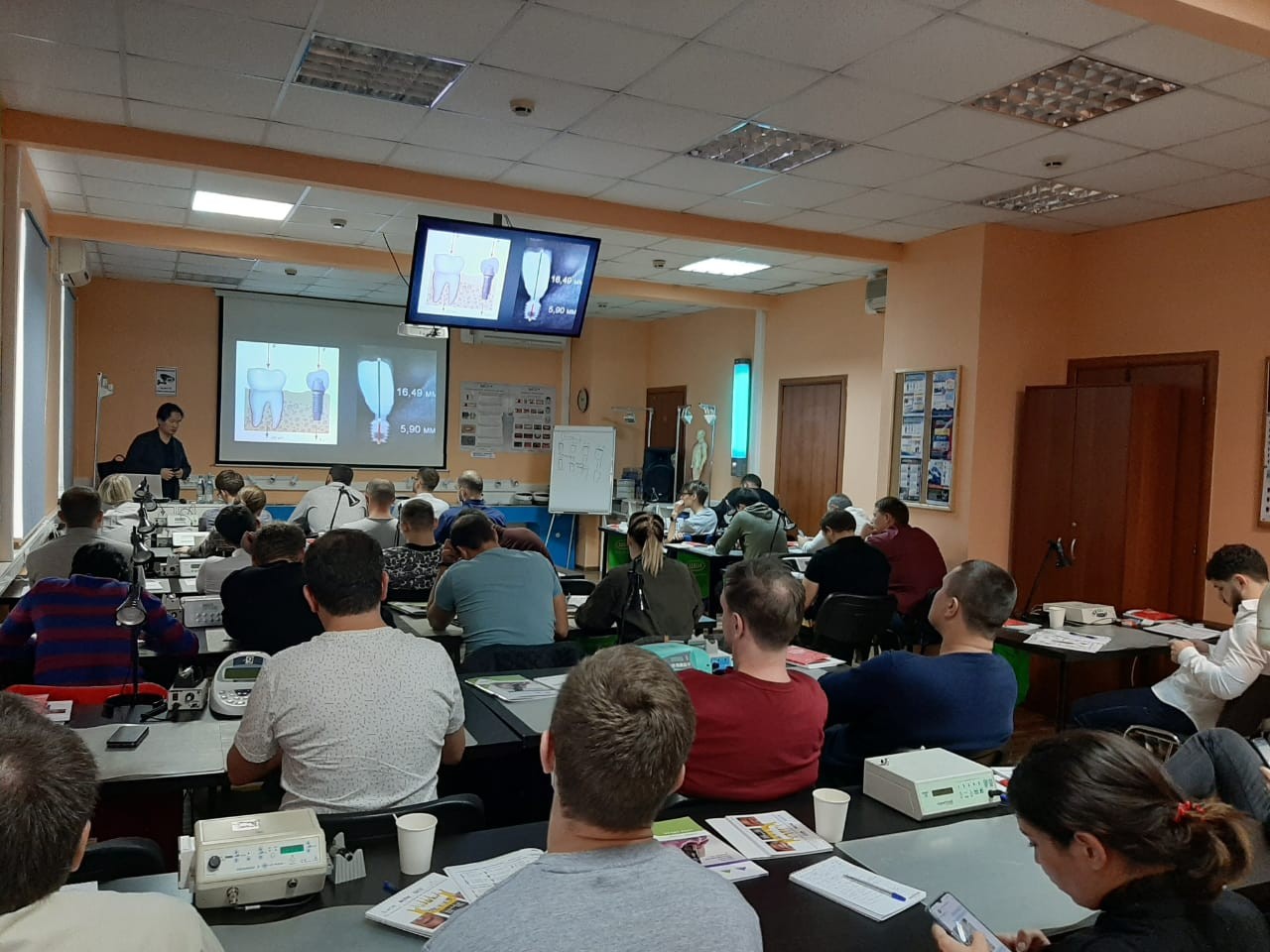 Базовый курс по имплантации, 10-11 октября 2020г.