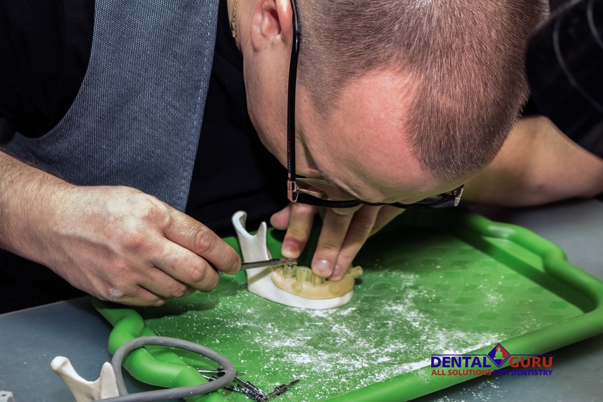 4 декабря. Экспертный курс по тотальной имплантации и протезированию при полном отсутствии зубов. Данилов А.А.