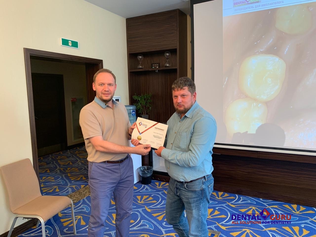 Атравматичное удаление зубов и методики наложения швов