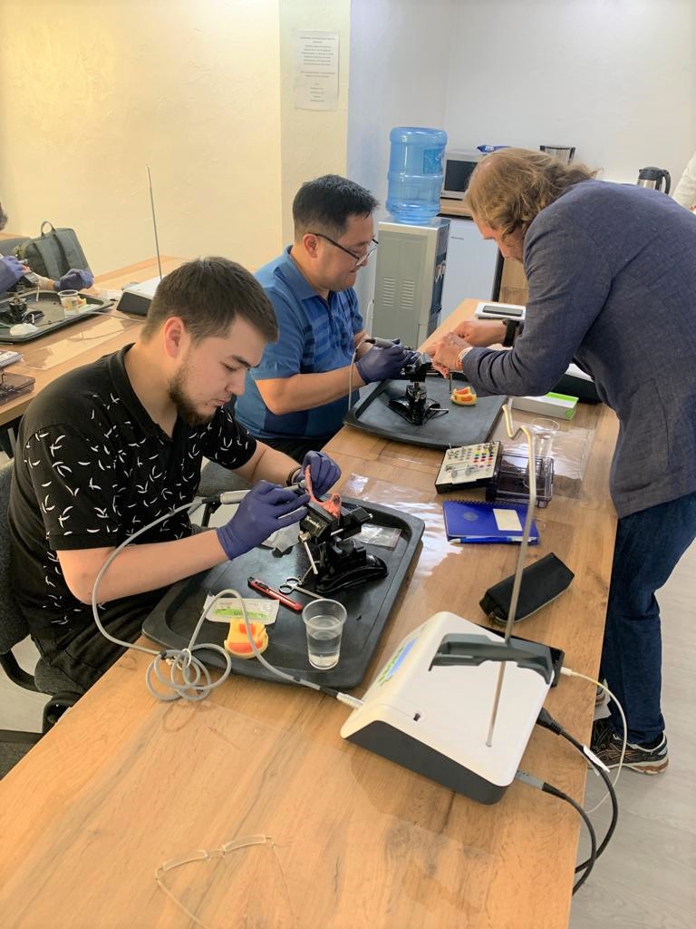 Фундаментальный курс по имплантации, Астана