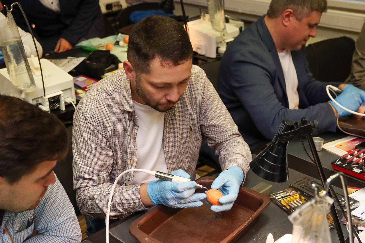 Продвинутый курс по имплантации: костная пластика и синус-лифтинг 13-14 сентября