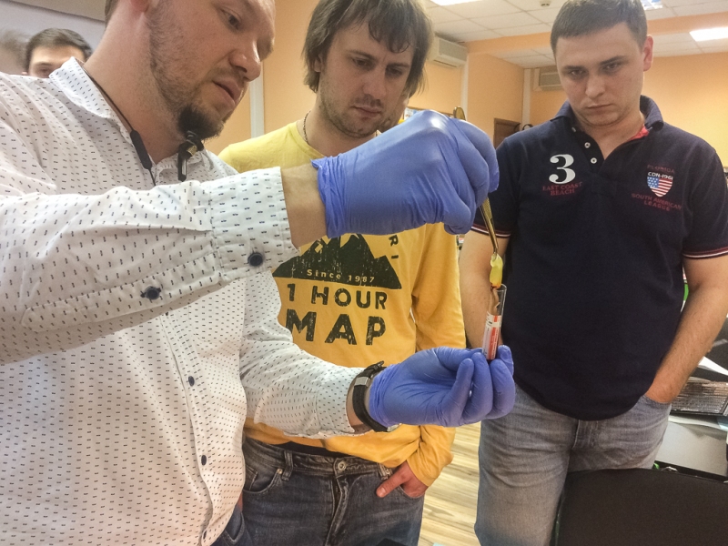 Атравматичное удаление зубов и методики наложения швов