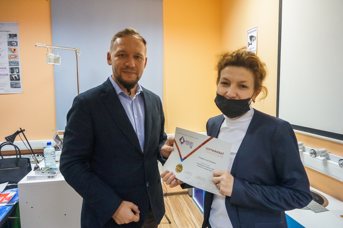 Атравматичное удаление зубов и методики наложения швов. Курс Камиля Наильевича Хабиева, 6 октября