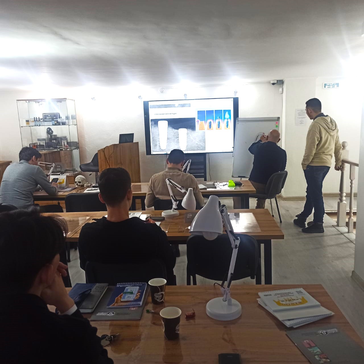 Пост-релиз с базового курса по имплантации в Астане