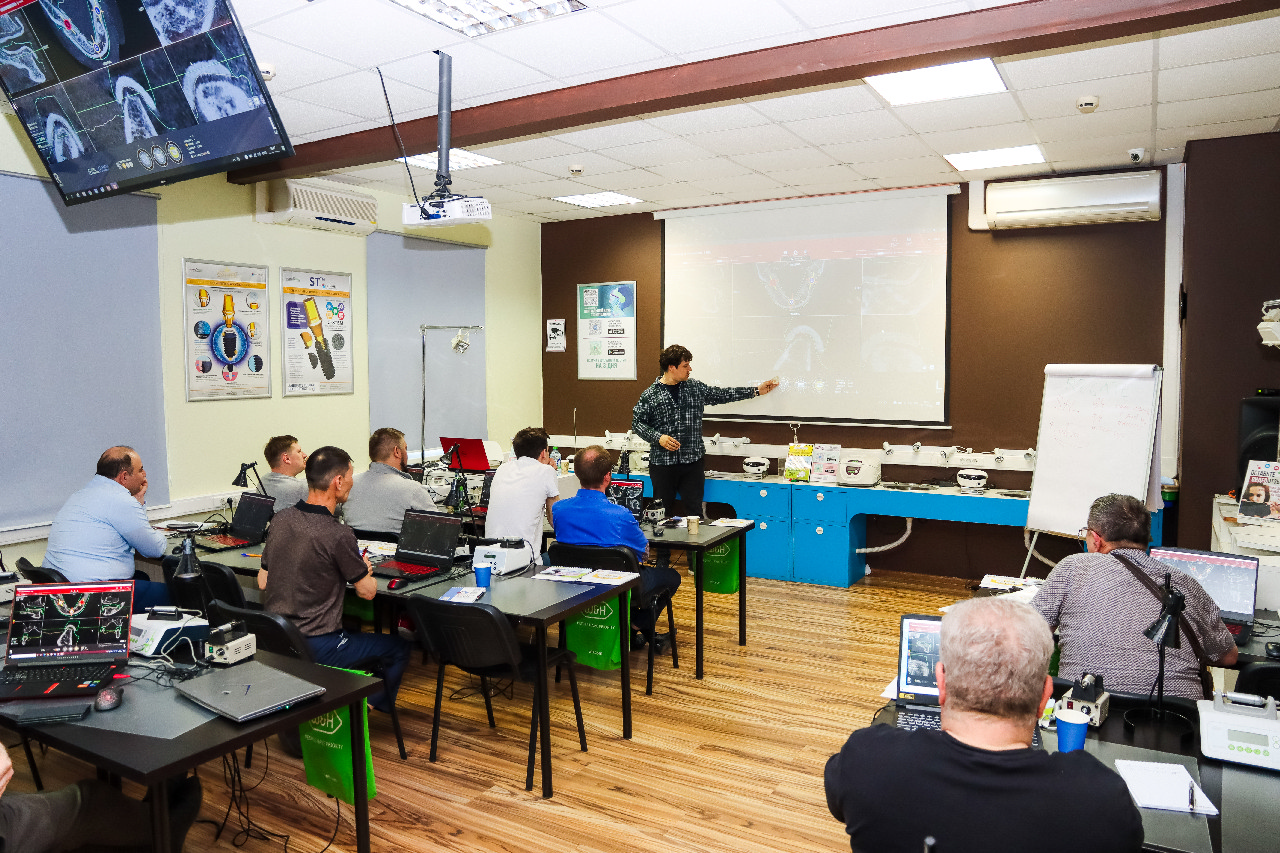 Продвинутый курс R2Gate+ExoCAD. Практика на беззубой челюсти