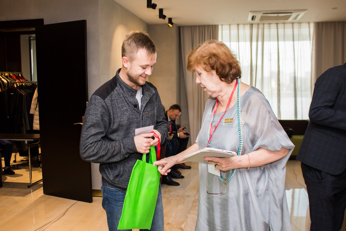 Большой Московский Имплантологический Конгресс с Ховардом Глюкманом 17 октября